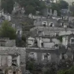 Fethiye’deki ‘Hayalet Köy’ Turistlerin Gözdesi Oldu